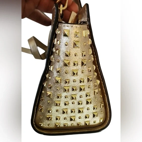 Michael Kor Selma Metallic Pale Gold Studded Women's Cross Body Bag - Picture 4 of 8